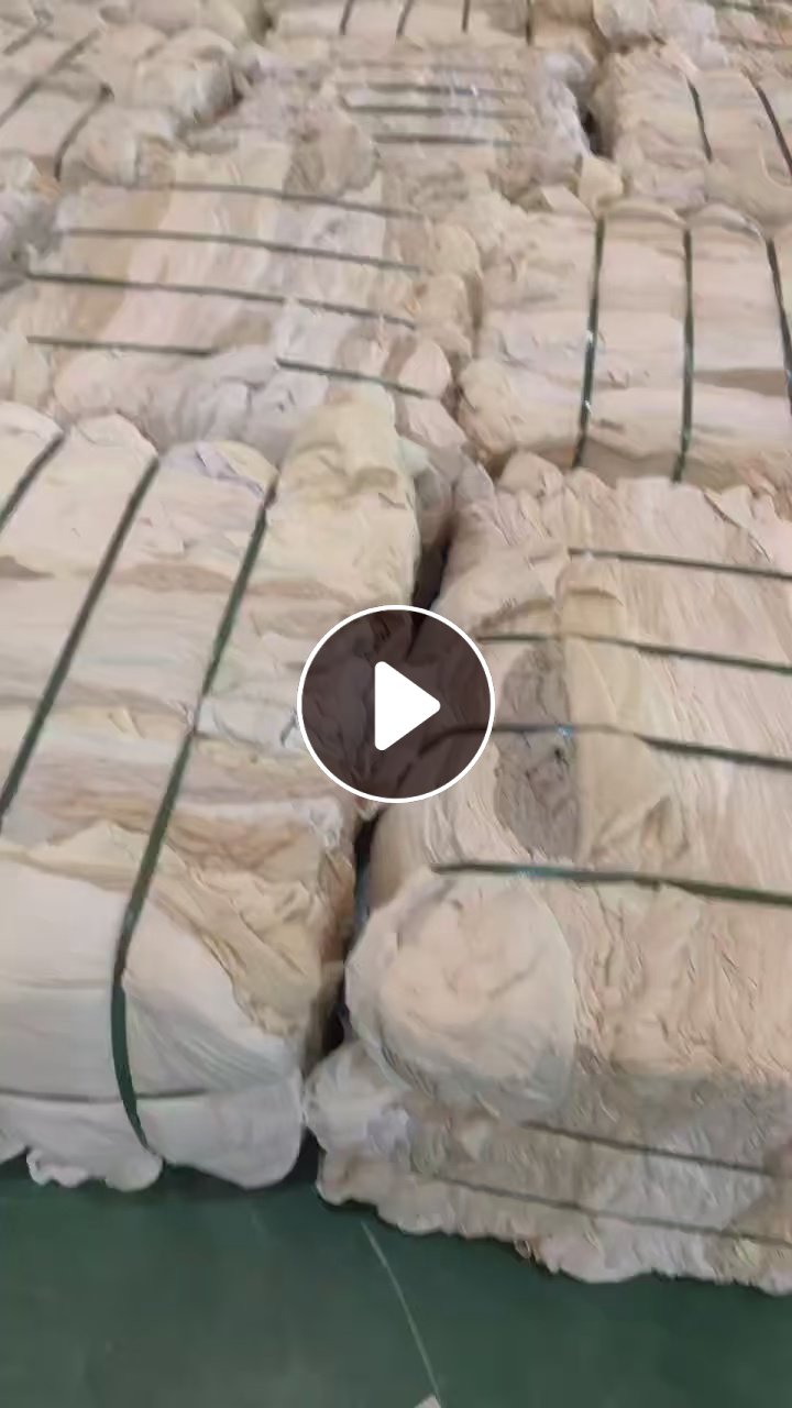 长期出售旧衣服大白，白开花料，剪过的，现货十几吨，在广东惠州