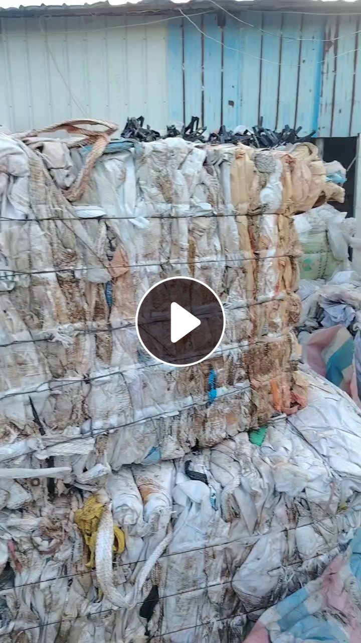 出售废旧水洗吨包，不分颜色统货出，每个月二十几吨