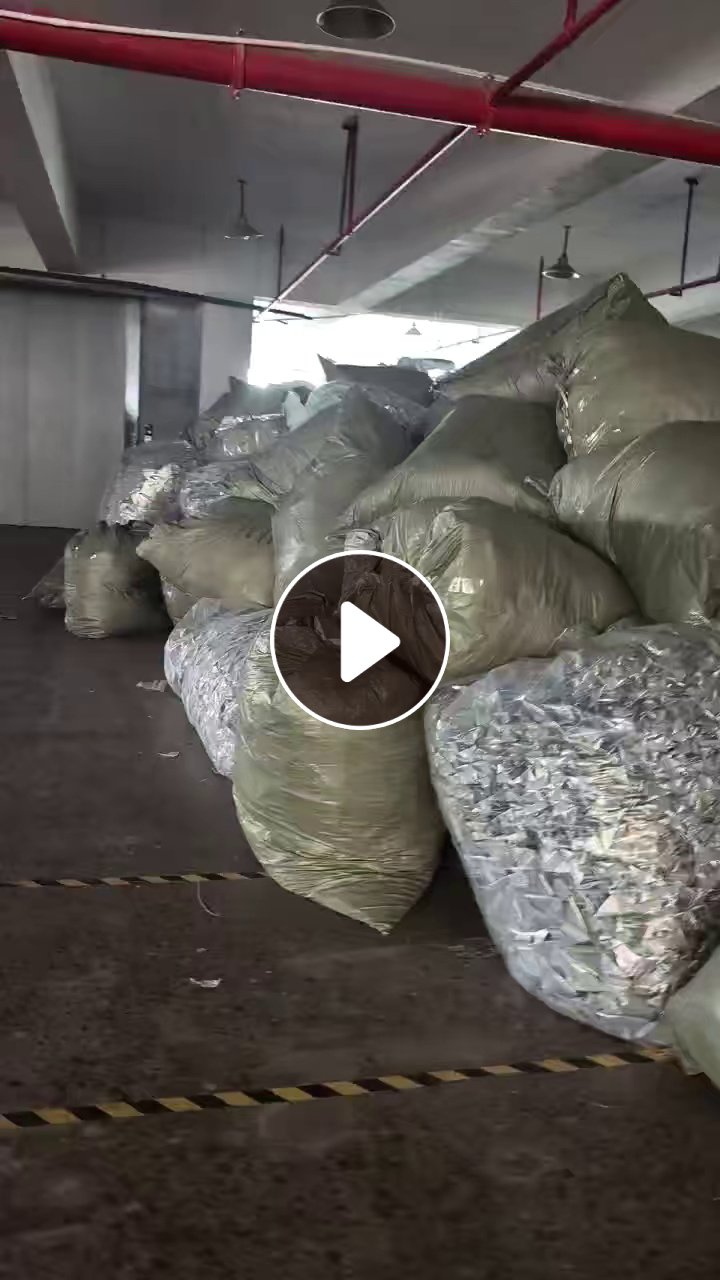 长期出售珍珠棉镀铝的保温袋边角料，一个月有个一千袋