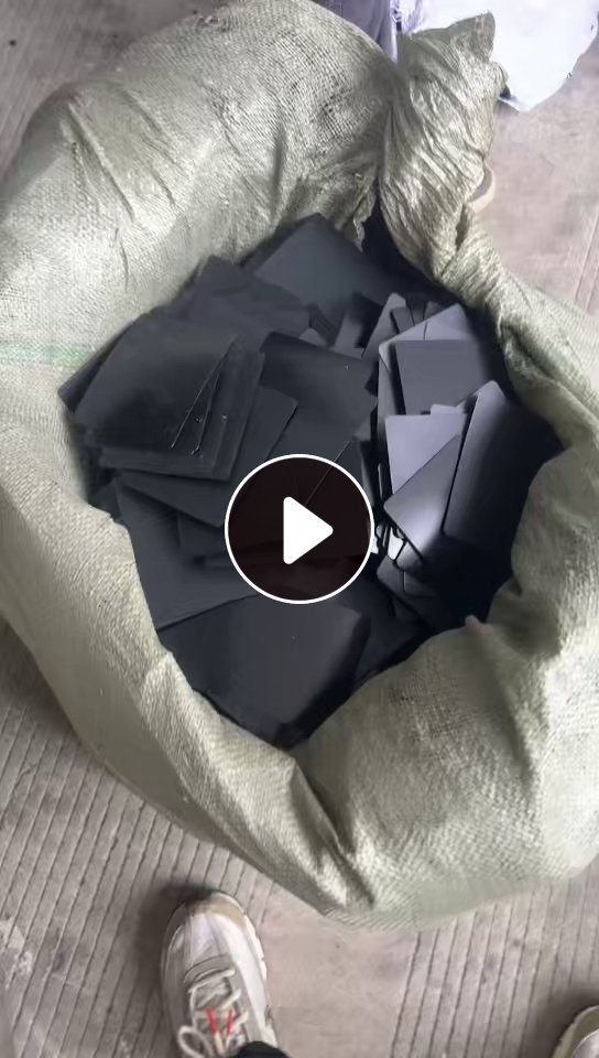 出售新能源PC毛料，现货十几吨