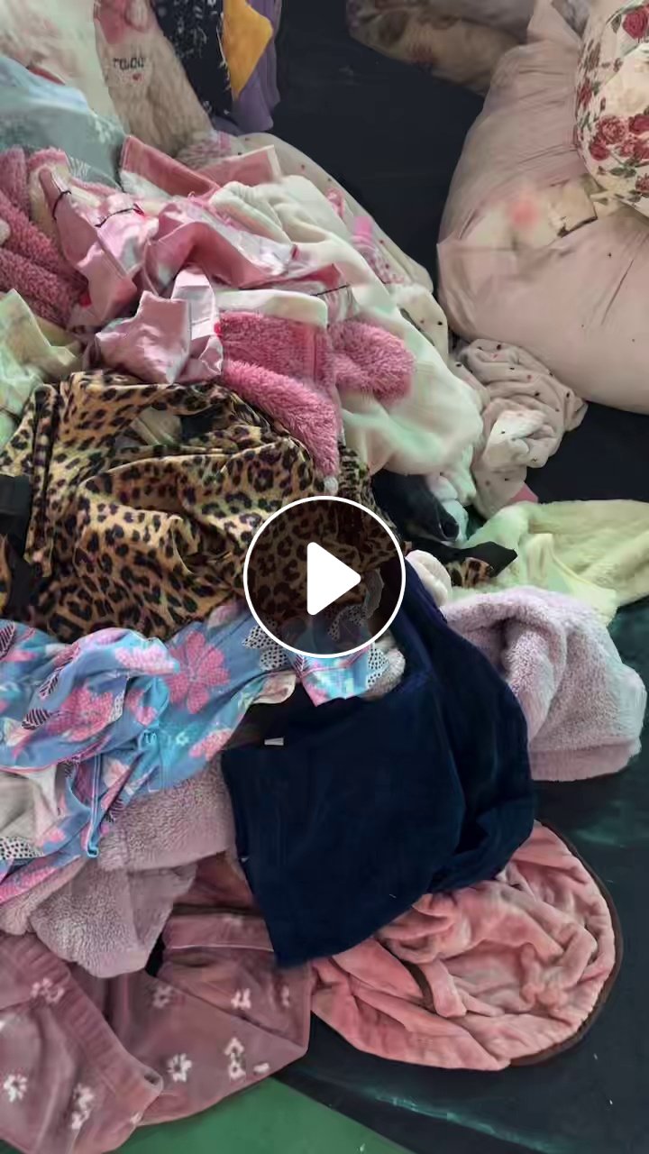 长期出售毛绒睡衣，单层睡衣，脏破都一起统货出，在江苏无锡