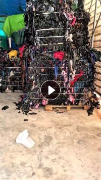 现货处理一批箱包革，箱包料，可以吹毛和做交通设施，现货50吨，货在浙江温州
