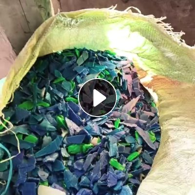 长期出售蓝桶破碎料，大蓝桶破碎料，小蓝桶破碎料