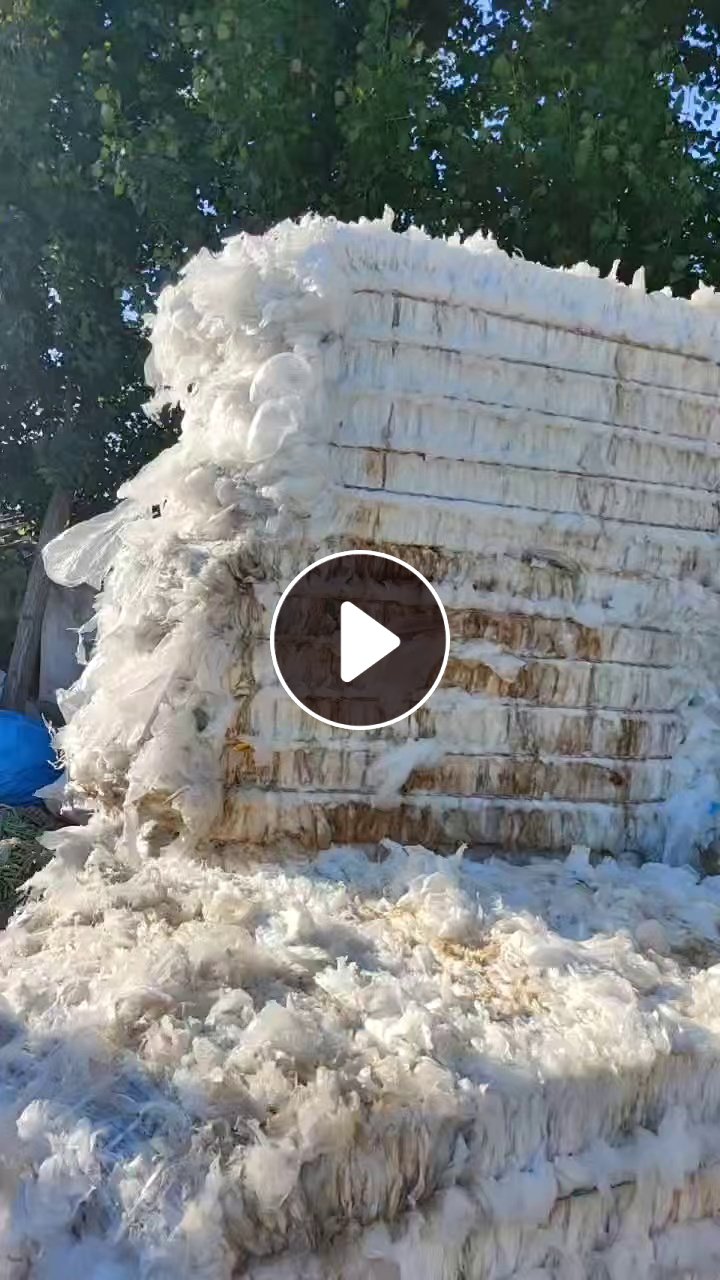 长期出售干造低压膜废料，纺织厂/手套厂/鞋底厂下来的，含标签，月供40吨