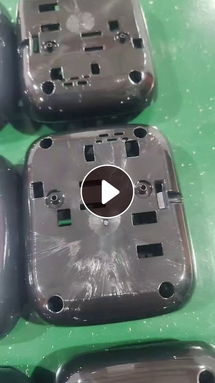 出售黑色PC颗粒，7吨便宜处理
