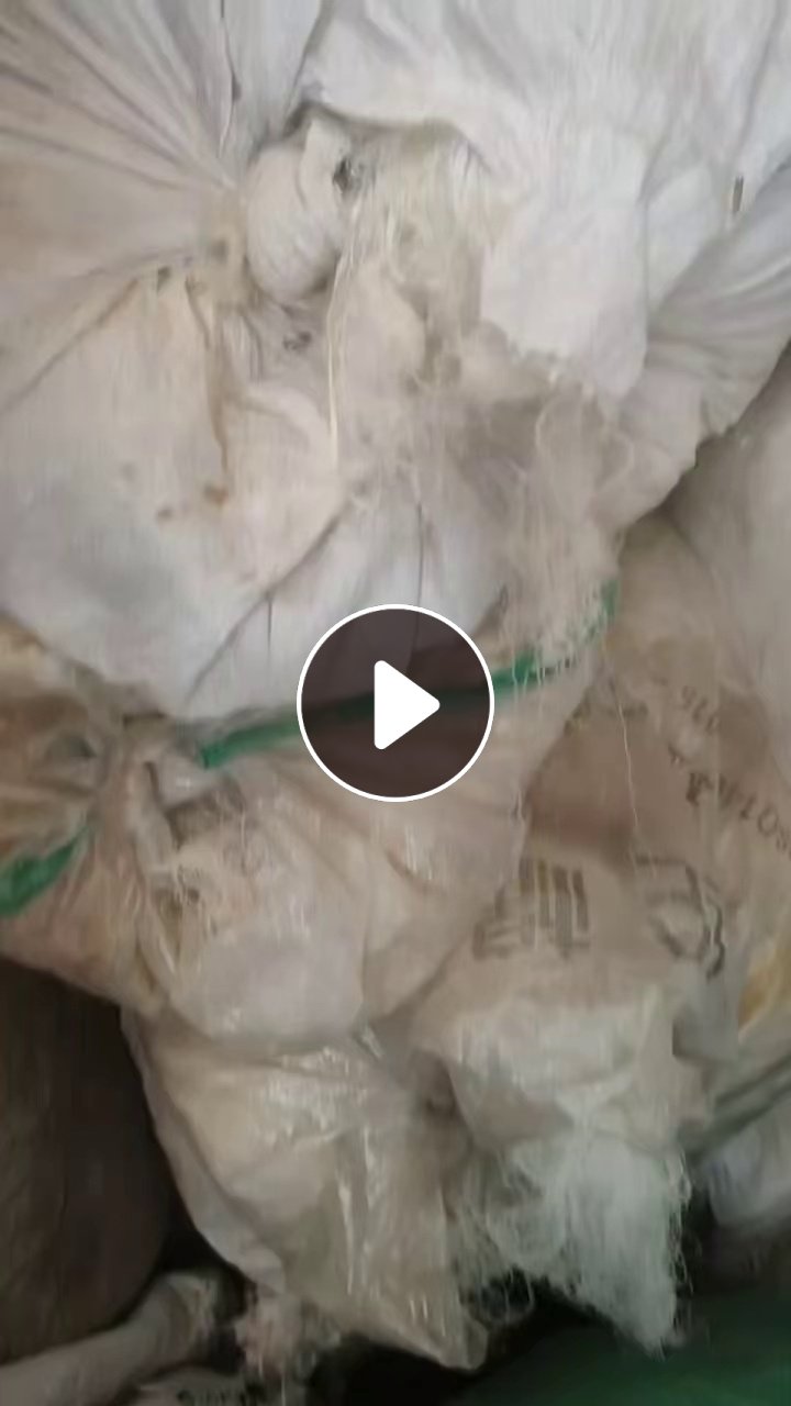 现货处理涤棉回丝，环锭纺32支下来的，含棉10-20，统货出，货在河北保定