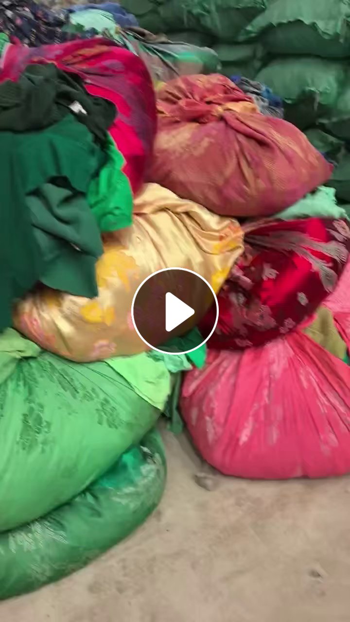 长期出售毛衣颜色料，毛衣开花料，不同颜色分拣好了，白色现货三十多吨，货在河北邢台