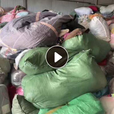 长期出售旧衣服统货，小区货，现货10吨左右，在广东汕头