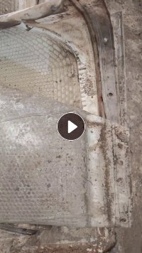 长期出售丙纶过滤布，没有清洗的，过滤生活垃圾泥下来的，现货10吨，货在安徽淮北