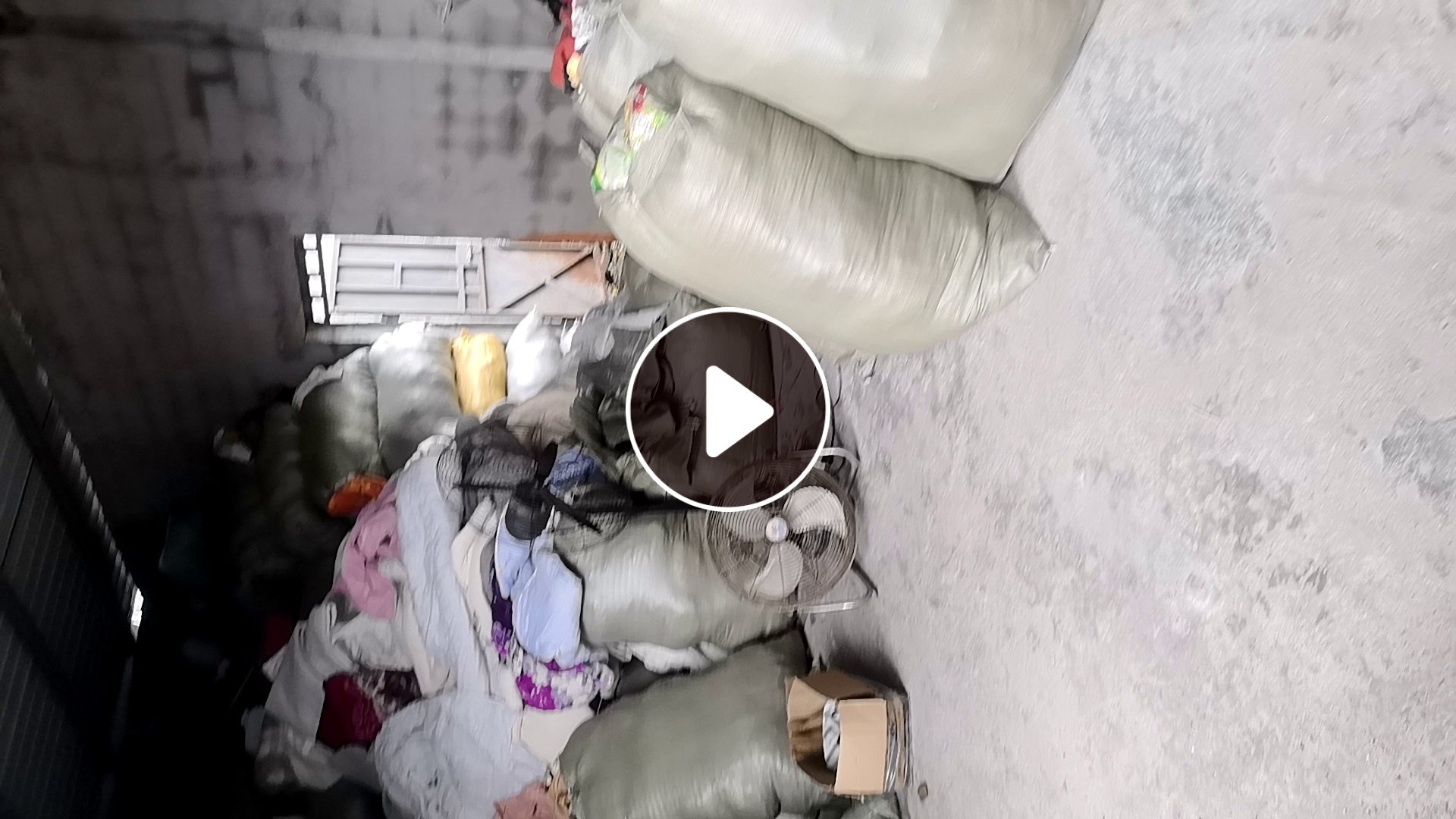 长期出售旧衣服统货，通货，现货20吨左右，在广西贵港