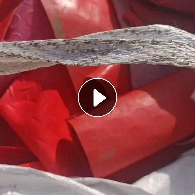 出售PVC地毯边角料，新下来的，什么颜色都有，现货19吨