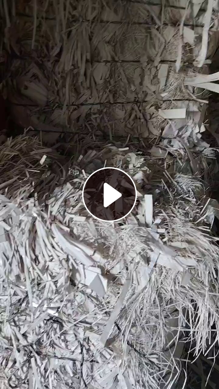 长期出售无膜白卡纸，带膜花卡纸边角料