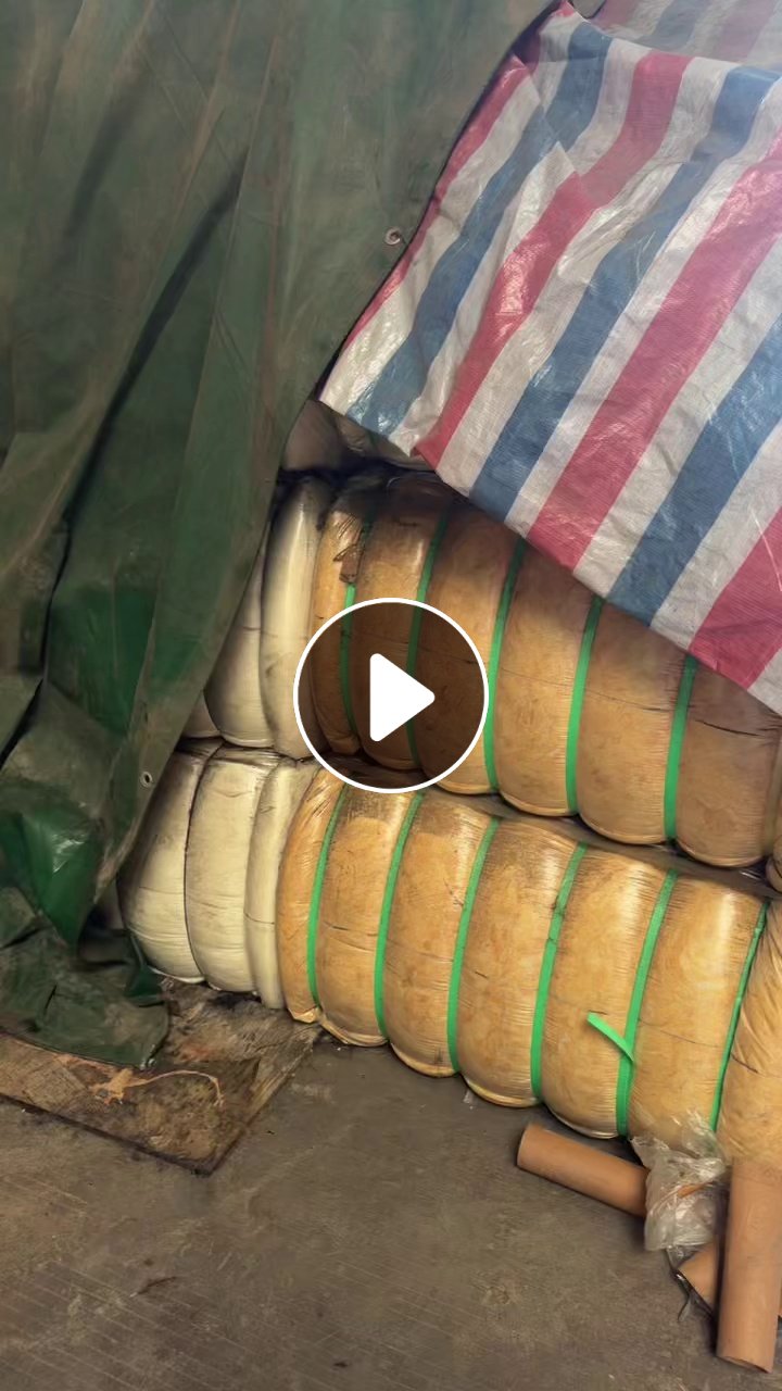 厂家现货处理一批腈纶短纤，都是纤维很长的，浅黄色的，现货20吨左右，货在福建龙岩