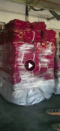 出售库存沙发套，椅子套，桌布等，现货有60吨，货在江苏苏州