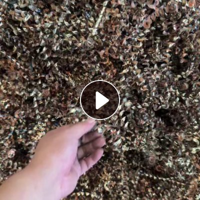 长期出售铜刨花，含铜55-70左右，现货200吨