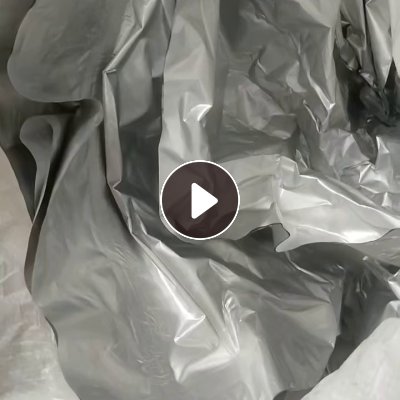 出售装电池粉吨包含铝塑膜，都是装正极粉下来的，月供30吨