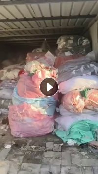 高价大量回收纯毛旧毛衣，旧羊绒衫，针织厂纯毛废片，开毛用