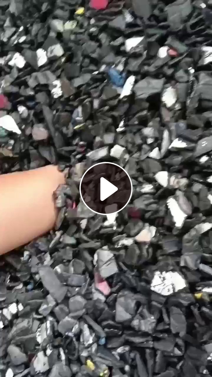 出售汽车PP破碎料，纯黑丙料