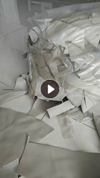 长期回收家居厂下来的皮革边角料，大块皮革，大点的做鞋垫 小点的做鞋舌和鞋后跟，厂在河北保定