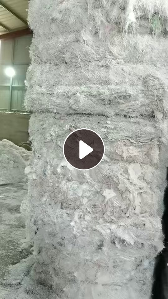 出售白色编织袋破碎料，无水分，可直接干造，月供100吨