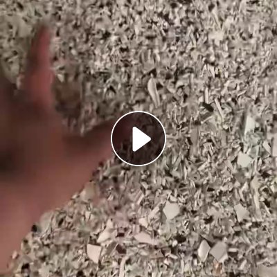 出售原生PVC塑钢破碎料，小片的，现货一挂车