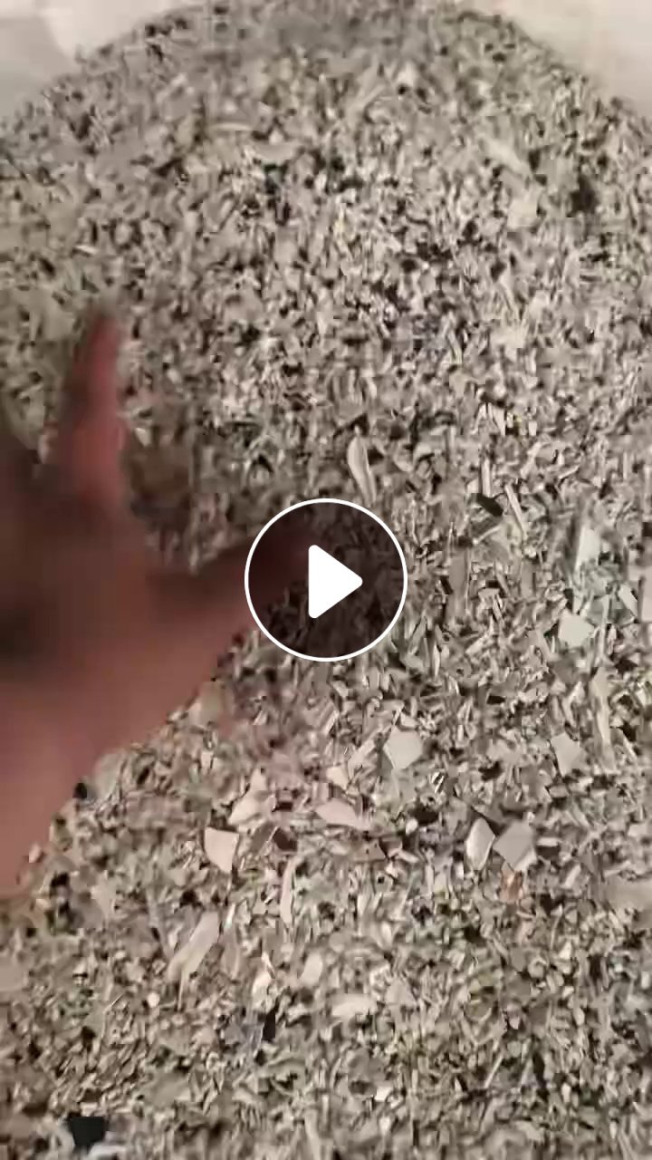 出售原生PVC塑钢破碎料，小片的，现货一挂车