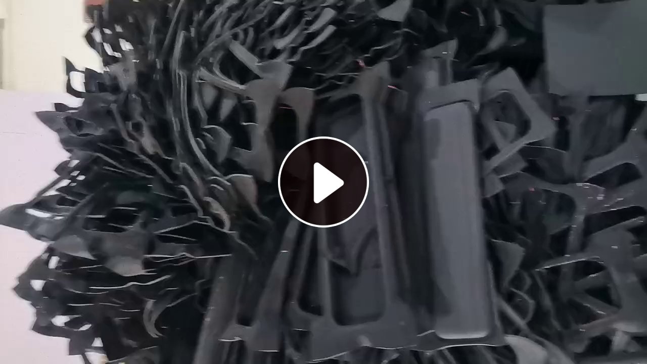 长期出售EVa边角废料，自己箱包厂里下来拿去燃烧的，几个月有一车9.6，一车可以装十几吨