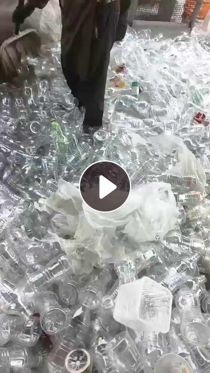 出售PET瓶片破碎料，清洗甩干料，够车就走