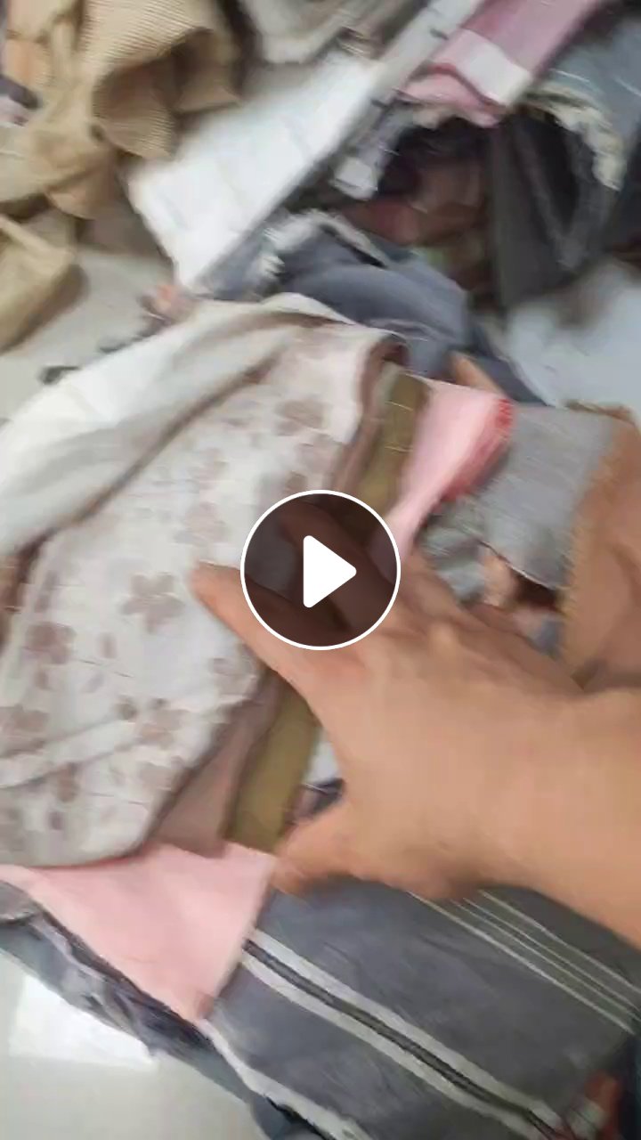 长期出售做床上用品下来的纯棉废布，纯棉布块，货在陕西榆林
