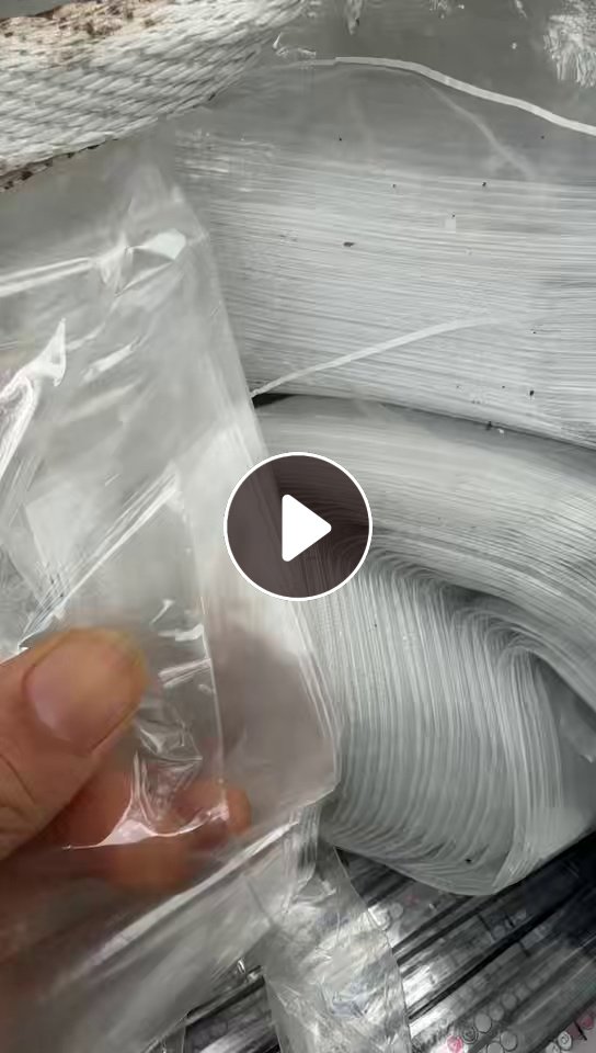 出售pet膜废料 ，化妆品厂下来的，一个月20几吨