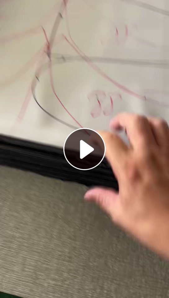 出售PVC边角料，做摩托车，做坐垫的汽车配件厂裁下来的，现货够车