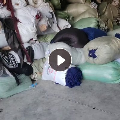 长期大量出售涤纶废布，拉丝布，都有分各种颜色，月供几百吨，货在浙江宁波