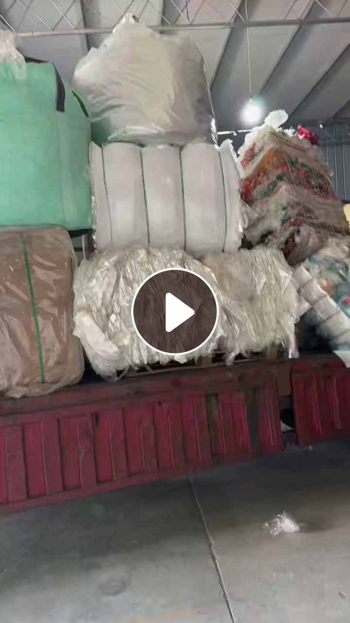 长期出售彩印厂下来的纯尼龙膜废料，现货一车