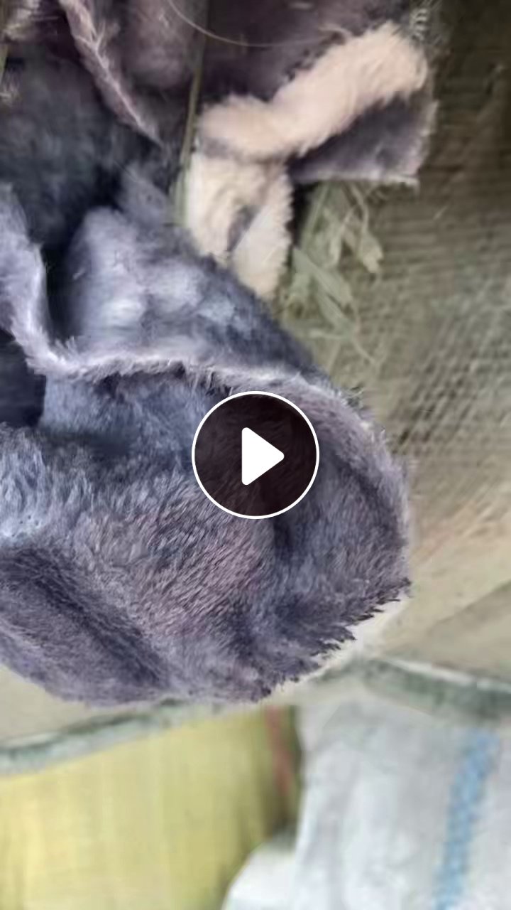 长期出售黑色涤纶针织绒布，涤纶废布，现货十几吨，在河南信阳