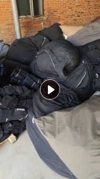 出售清一色罗缎，罗缎废布，可以做衣服口袋，拖把，手套等，现货有20多吨，货在湖南岳阳