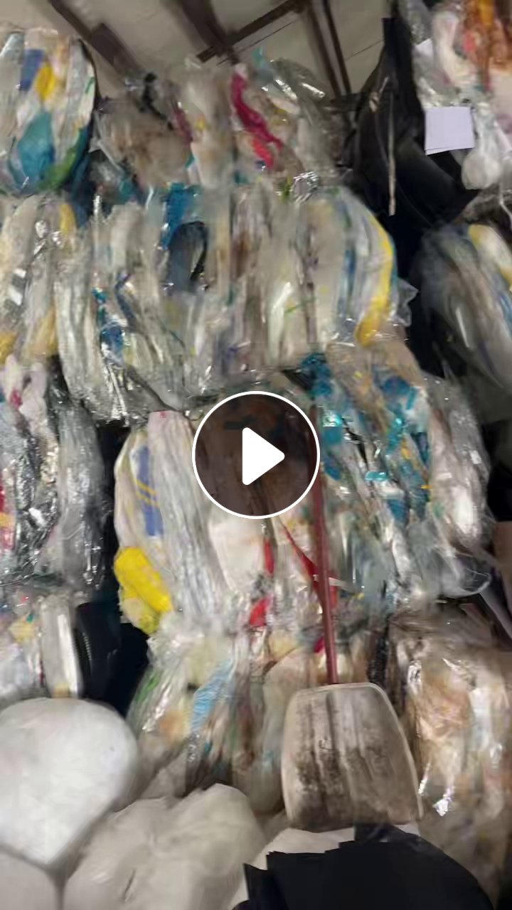 出售电子厂各种塑料膜，直接打包，月供100吨左右