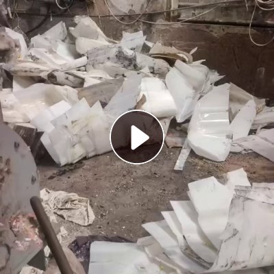 出售吨桶破碎料，造粒用的，现货十几吨