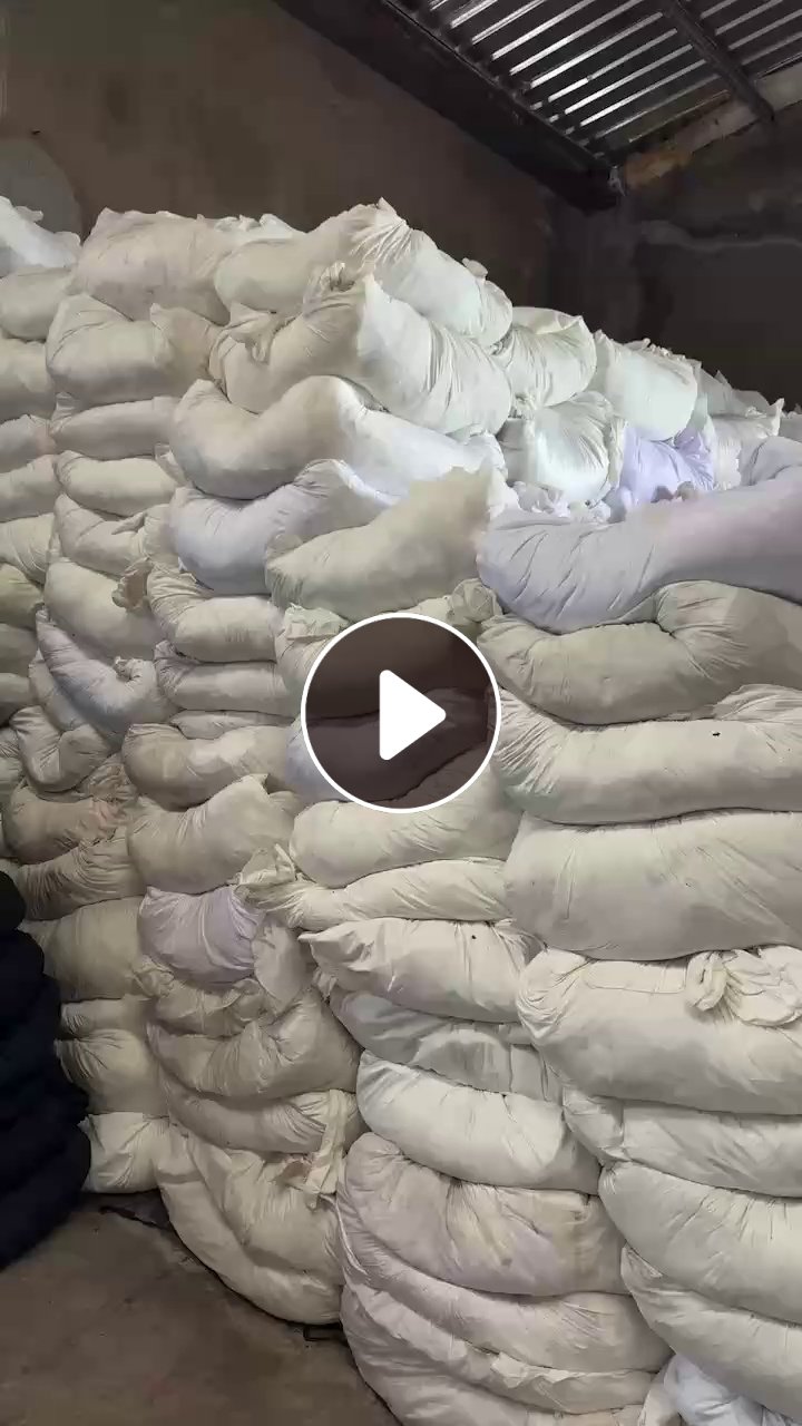 长期出售涤纶废布涤纶开花料，次白，带浆，开花用，现货40吨，货在浙江湖州