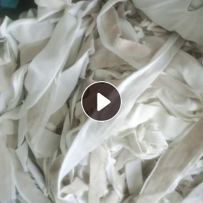 长期出售杂色纯涤纶复合布，涤纶废布，不带桨不带胶，可以造粒用，两个星期就会有20吨