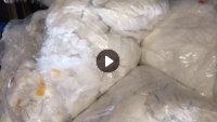 长期出售漂白纯棉纱布边角料，做出口医疗纱布下来的，可以做化纤棉脱脂棉，每个月有15吨，货在湖北咸宁