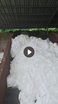 长期出售净水器边角料，PP无纺布边角料，丙纶无纺布，带一层塑料网，货在浙江湖州