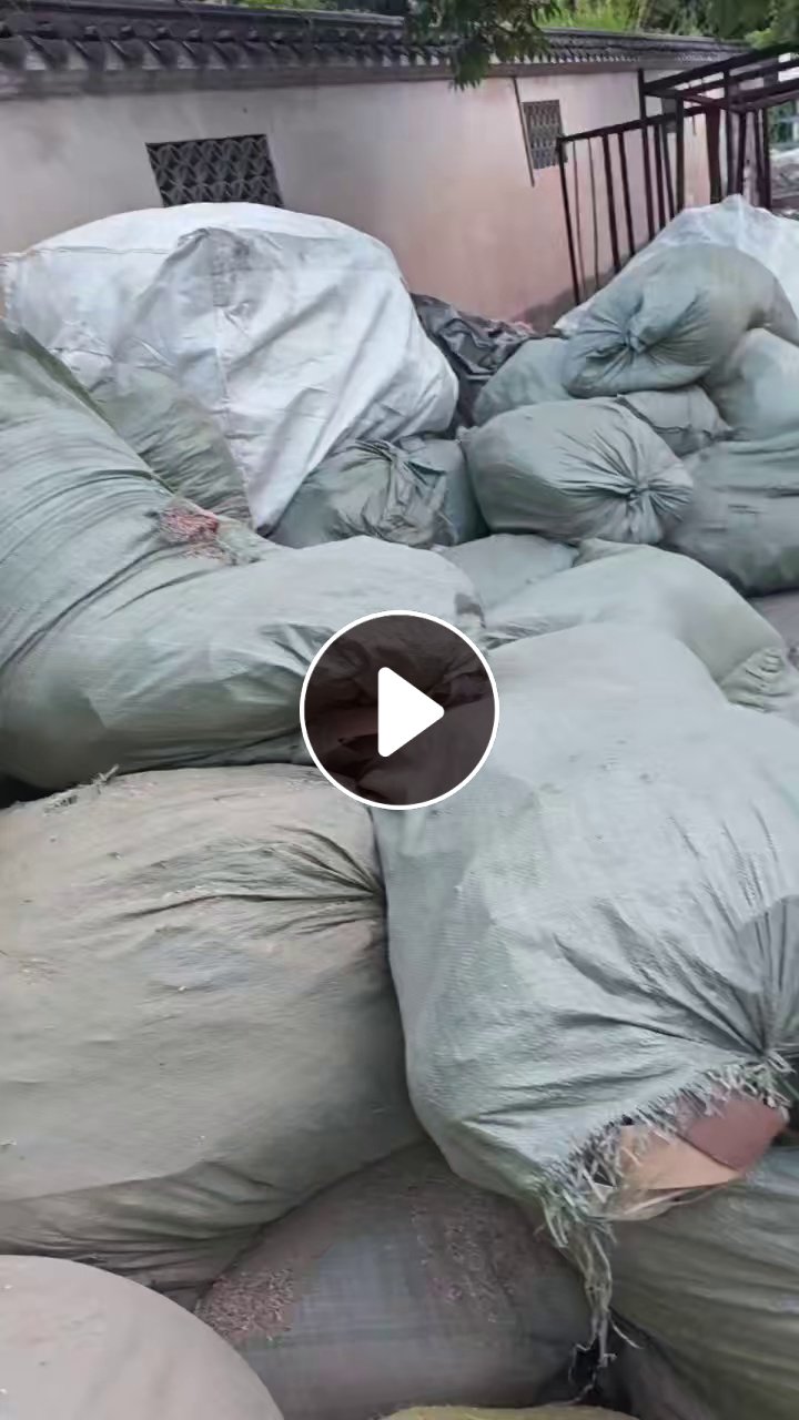 出售PVC封边条粉沫，现货五六吨左右