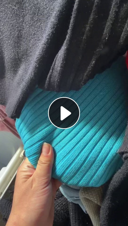 长期出售毛衣蓝料，旧衣服蓝料，没有牛仔的，有压包，在湖北武汉
