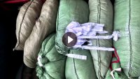 长期大量出售纯尼龙废布，锦纶废布，尼龙里布，月供几十吨，货在广东汕头