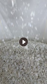 长期出售小白乙破碎料，现货一百多吨 ，无锡口无杂