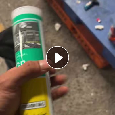 出售工厂淘汰下来的PE空管子，没装过胶的，每次出八九吨，长期有货