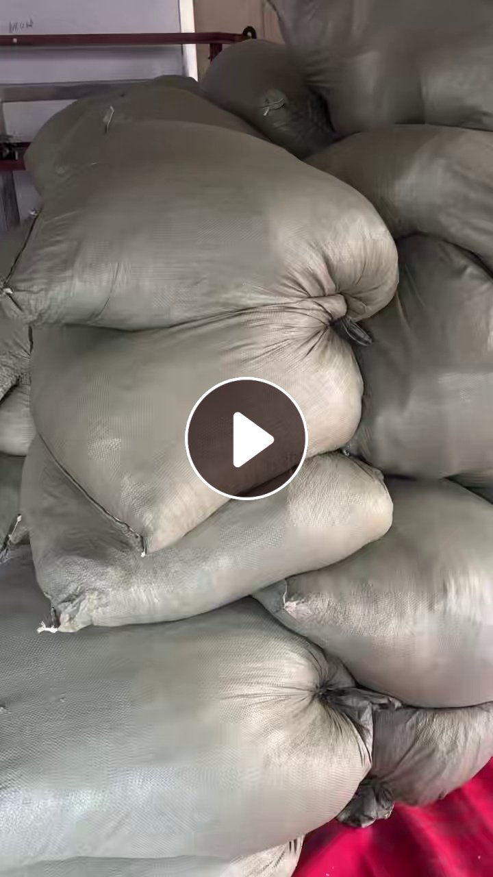 服装厂处理库存尾货，库存处理布，库存花边，汗布，绒布，皮革等，现货约有10吨，货在浙江宁波