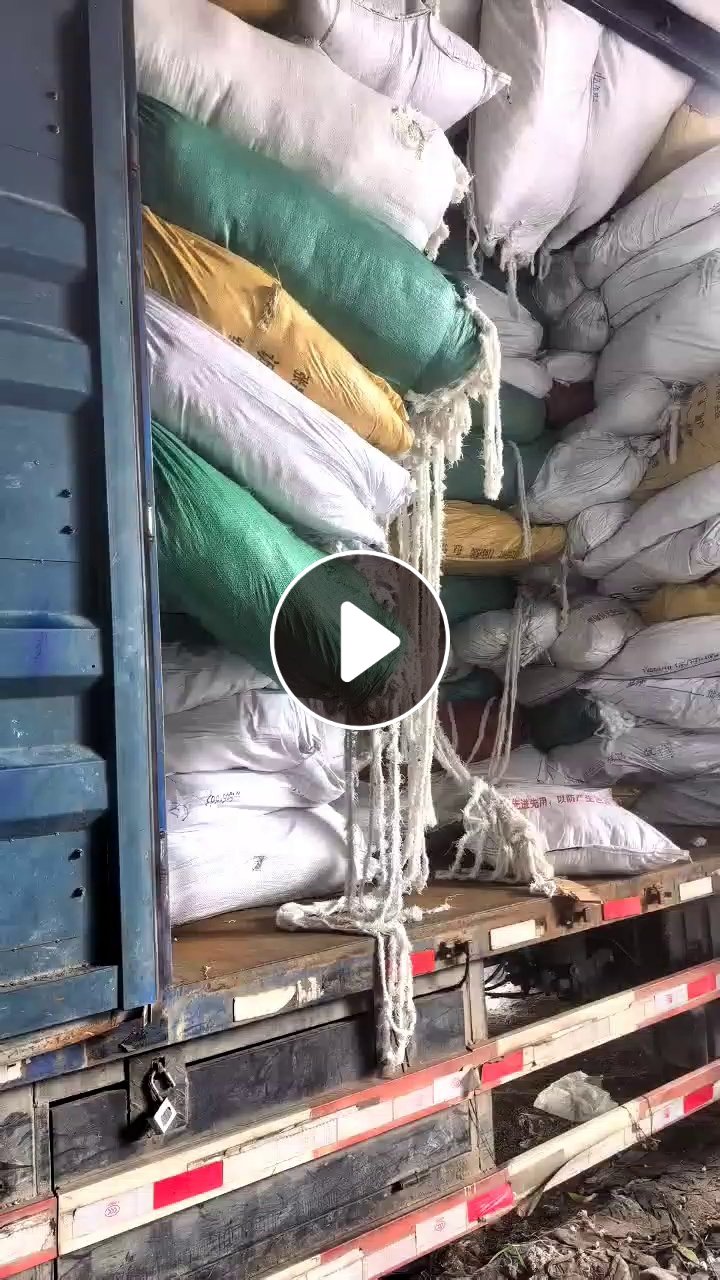 长期大量出售涤棉布边纱，涤棉废纱，含棉10%，月供200吨，货在广东佛山