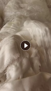 长期出售纯棉纱布边角料，涤棉纱布，开花料，漂白废布，统货出，现货有40吨左右，货在河南新乡