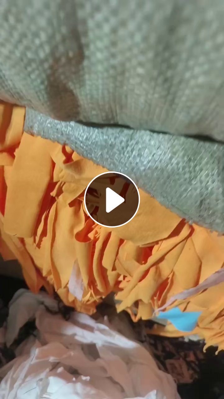 长期出售做无缝内衣下来的白烟尼龙废布，锦氨废布，锦氨边角料，月供几百吨，在浙江金华